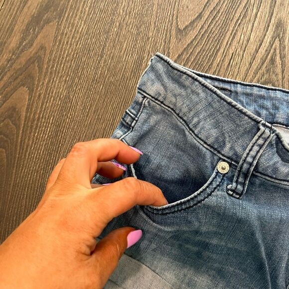 Guess Denim Shorts Light Wash Roll Hem Size 29 - Picture 2 of 7